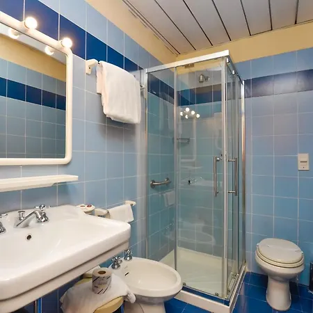 Grand Plaza & Maggiore Hotel 4*