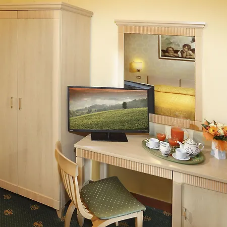 Grand Plaza & Maggiore 4*