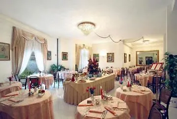 Hotel Grand Plaza & Maggiore 4*